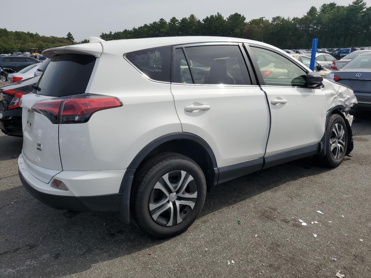 Lot #3256435336 2018 TOYOTA RAV4 LE