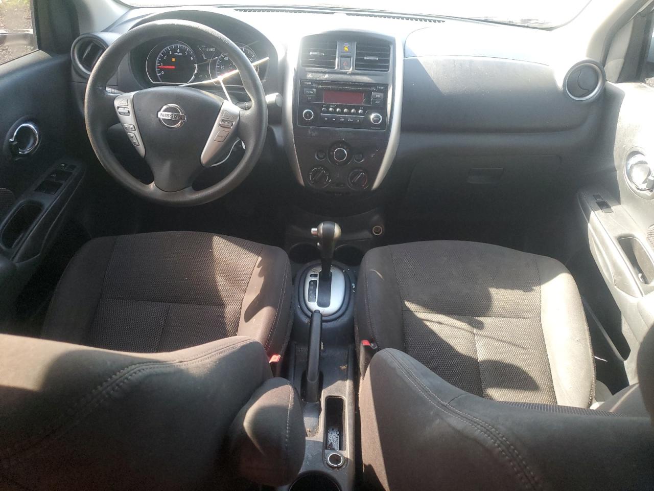 NISSAN VERSA S