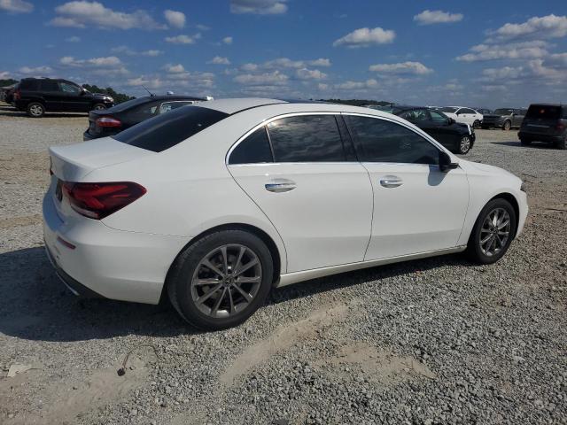 2019 MERCEDES-BENZ A 220 WDD3G4EB2KW026406