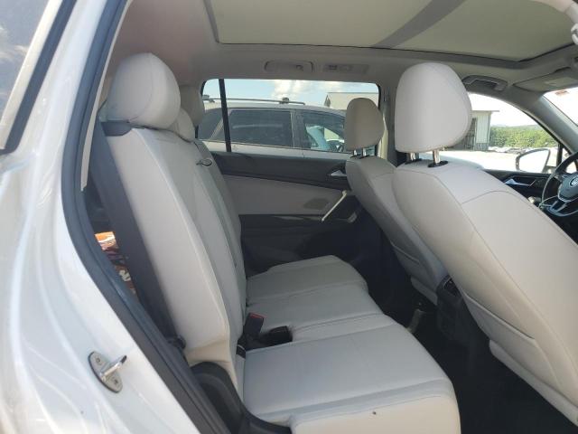 2018 VOLKSWAGEN TIGUAN SE 3VV2B7AX2JM130384