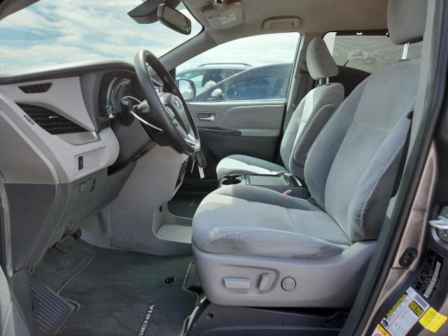 2018 TOYOTA SIENNA LE 5TDKZ3DC3JS920966