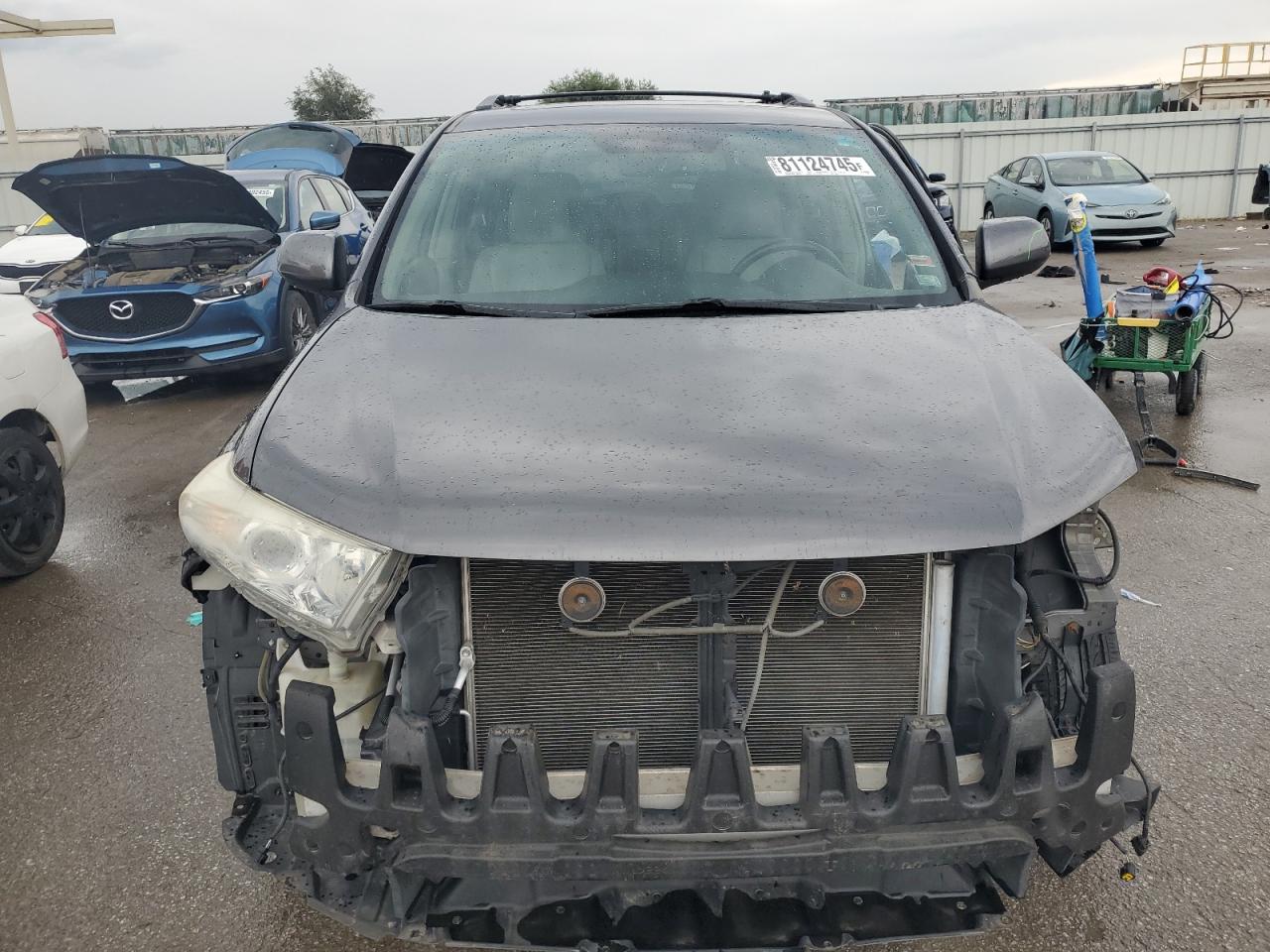 TOYOTA HIGHLANDER BASE