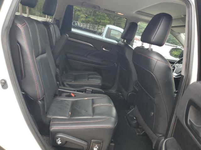 2019 TOYOTA HIGHLANDER SE 5TDJZRFH5KS609452