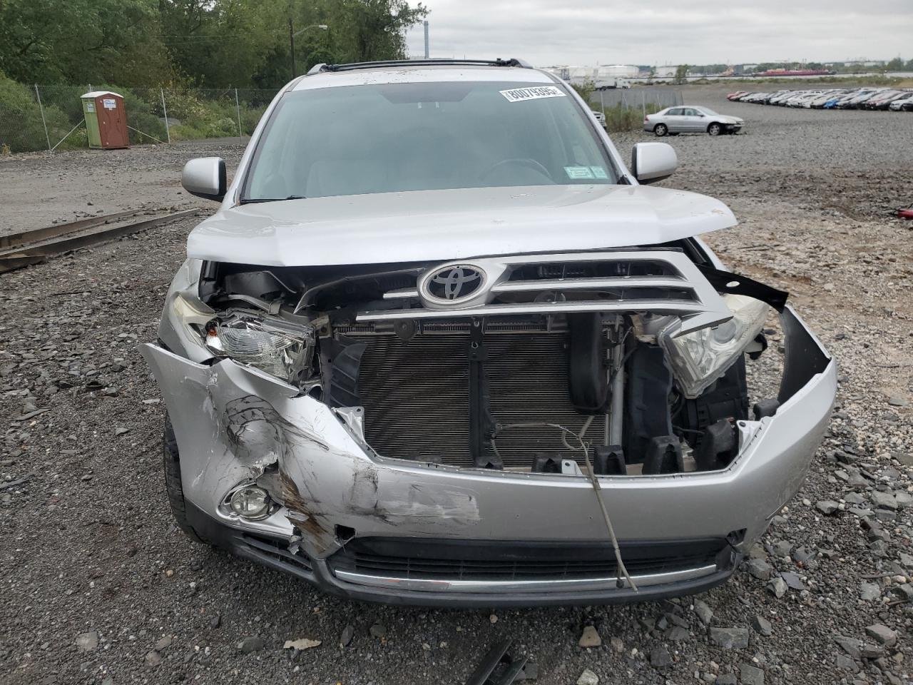 TOYOTA HIGHLANDER BASE