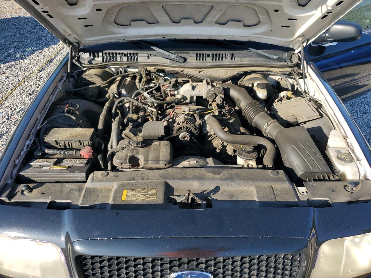 FORD CROWN VICTORIA POLICE INTERCEPTOR