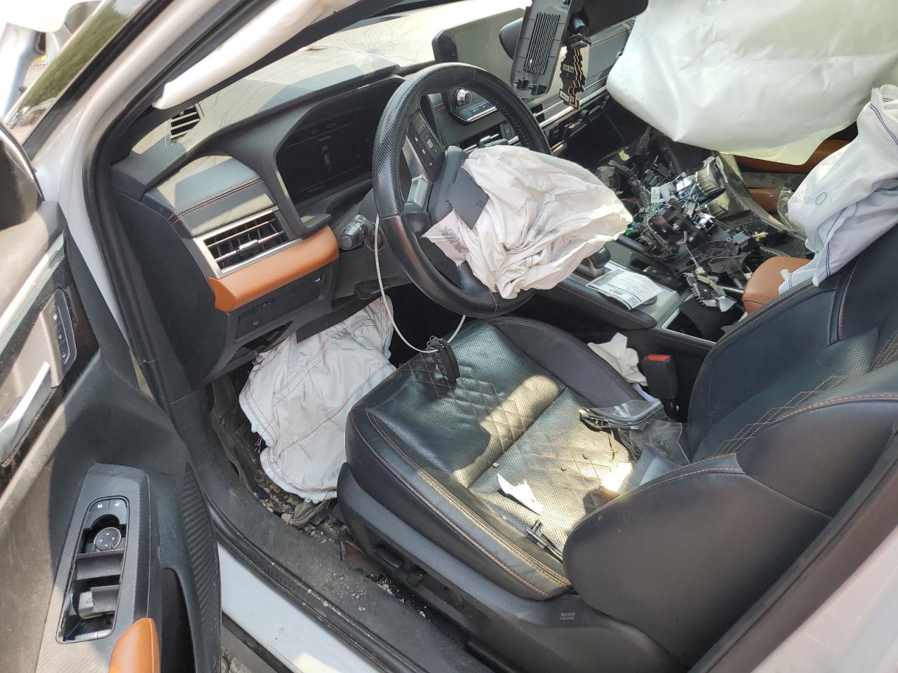 MITSUBISHI OUTLANDER SEL