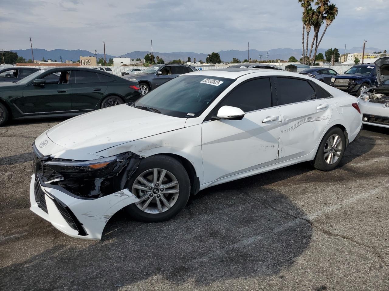 HYUNDAI ELANTRA LIMITED