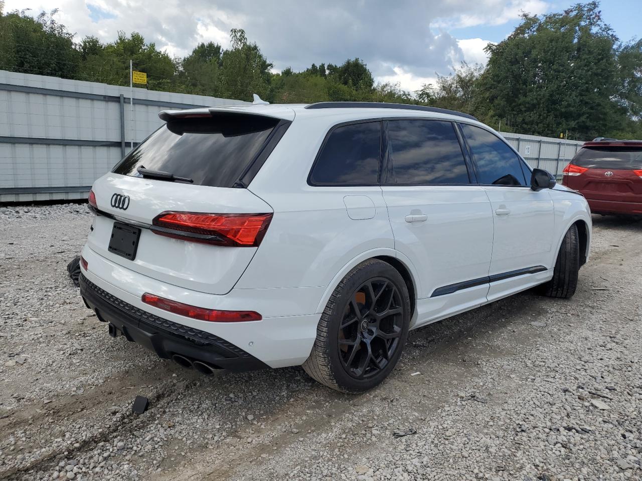 AUDI SQ7 PREMIUM PLUS