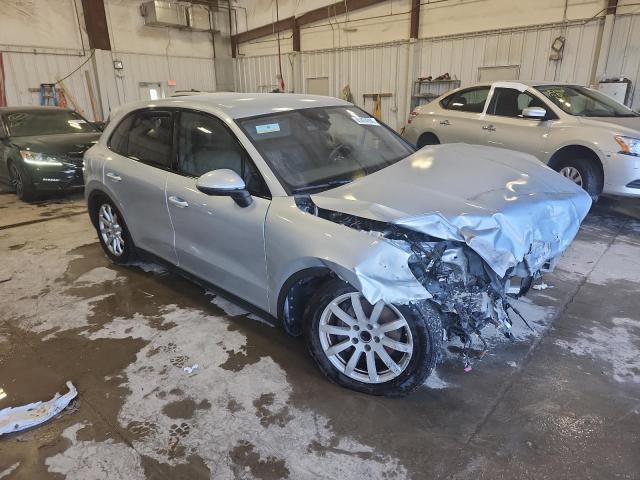 2019 PORSCHE CAYENNE WP1AA2AY7KDA08382