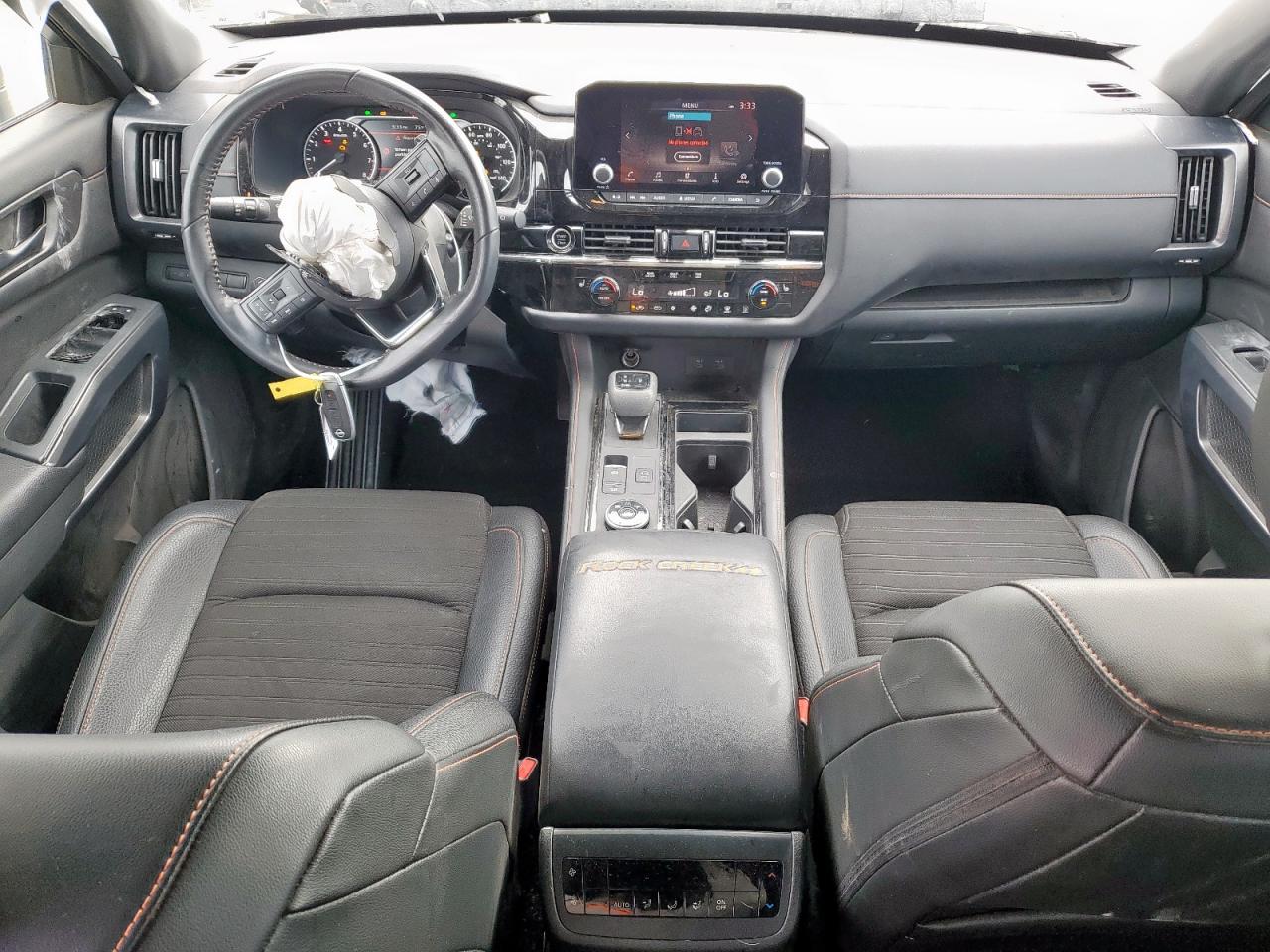 NISSAN PATHFINDER SV