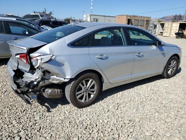 2016 HYUNDAI SONATA SE 5NPE24AF4GH416396