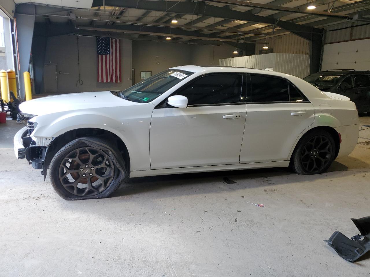 Lot #3311512281 2016 CHRYSLER 300 S