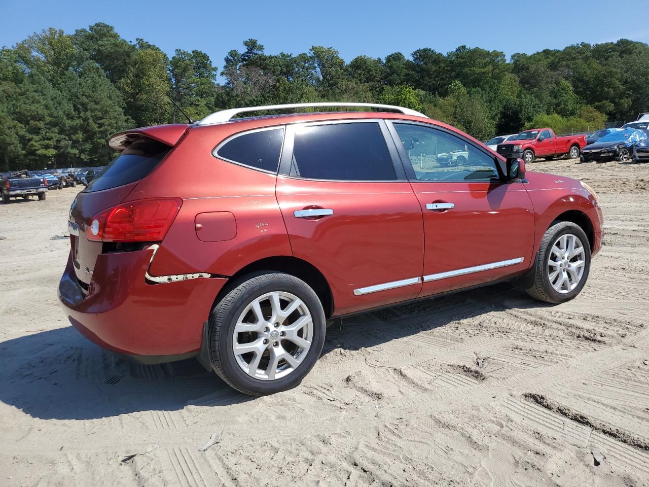 Lot #3310393958 2013 NISSAN ROGUE S