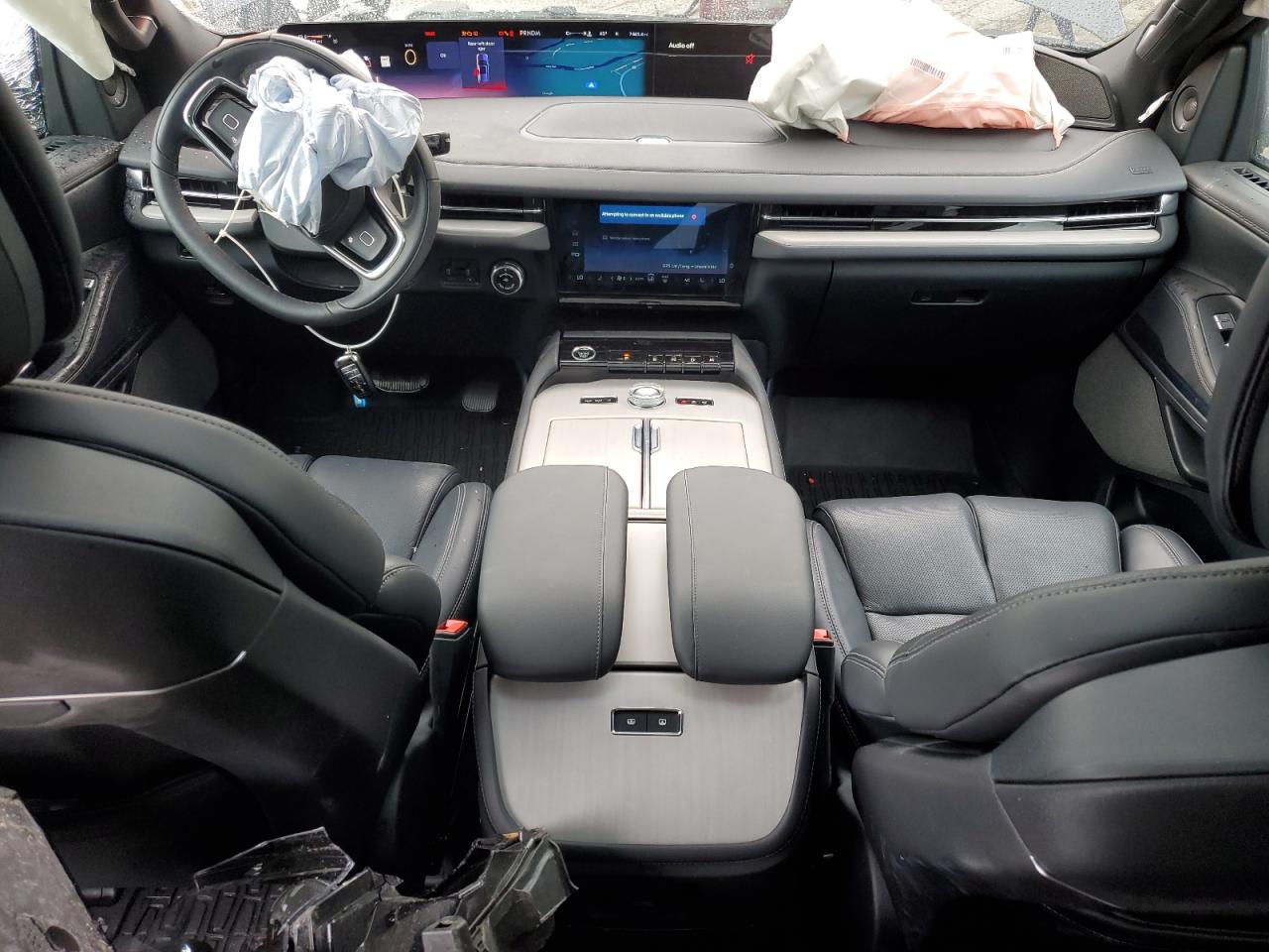 LINCOLN NAVIGATOR RESERVE