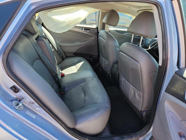 2015 HYUNDAI SONATA HYB KMHEC4A43FA131704