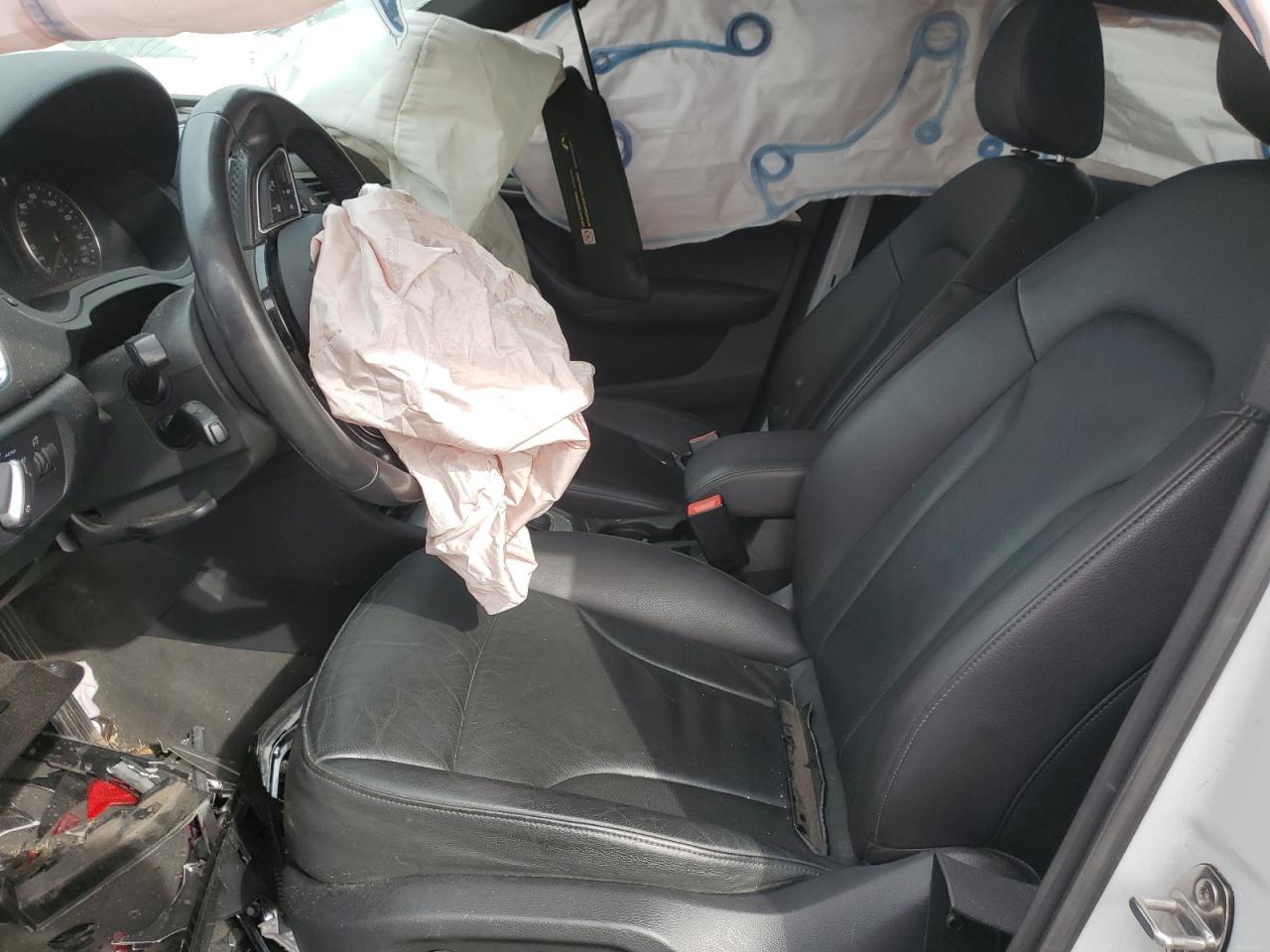 AUDI Q3 PREMIUM PLUS