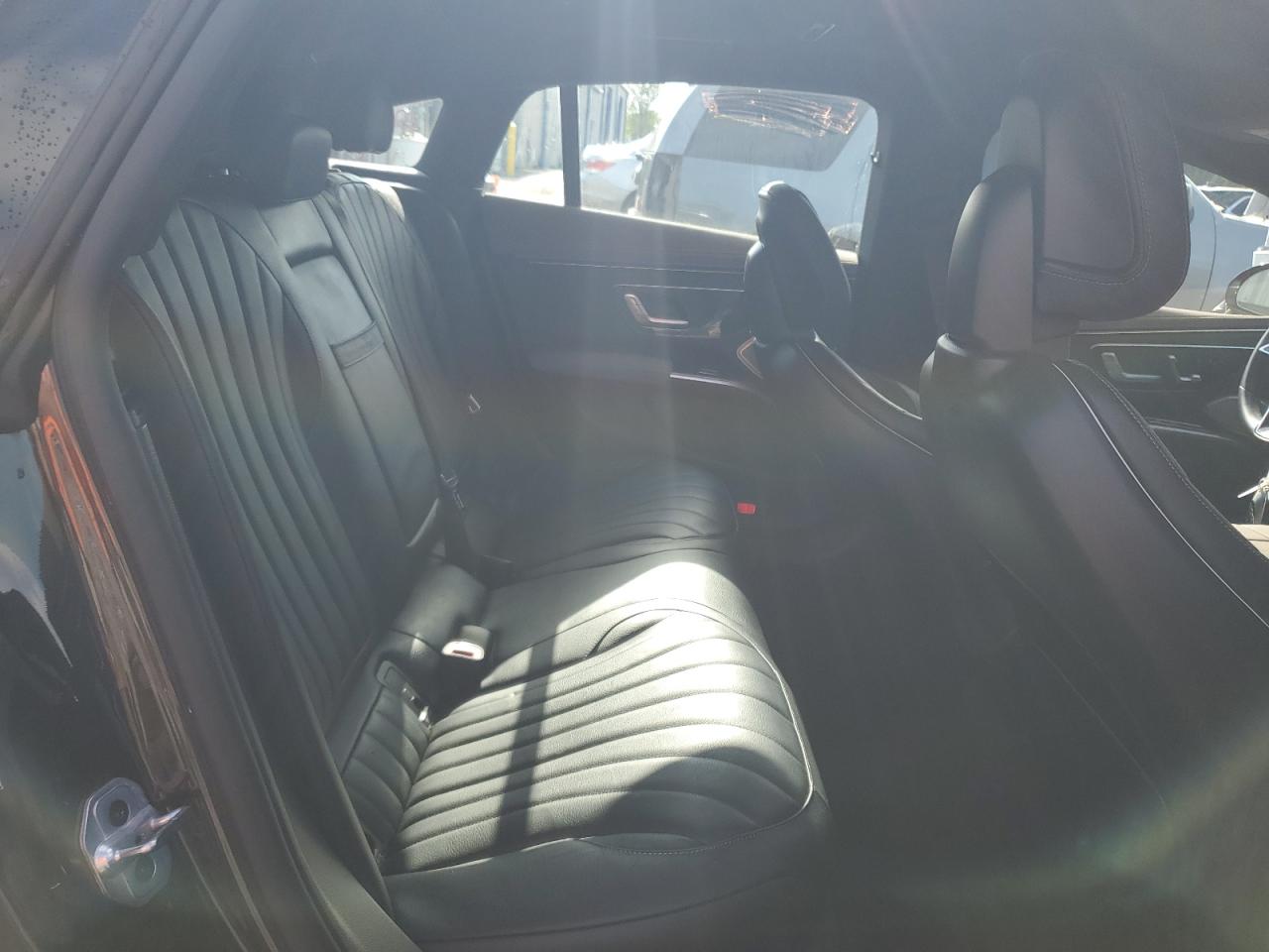 MERCEDES-BENZ EQS 450+