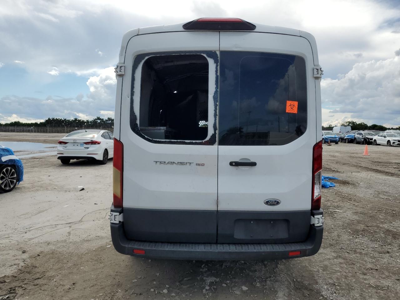 Lot #3308303202 2018 FORD TRANSIT T-