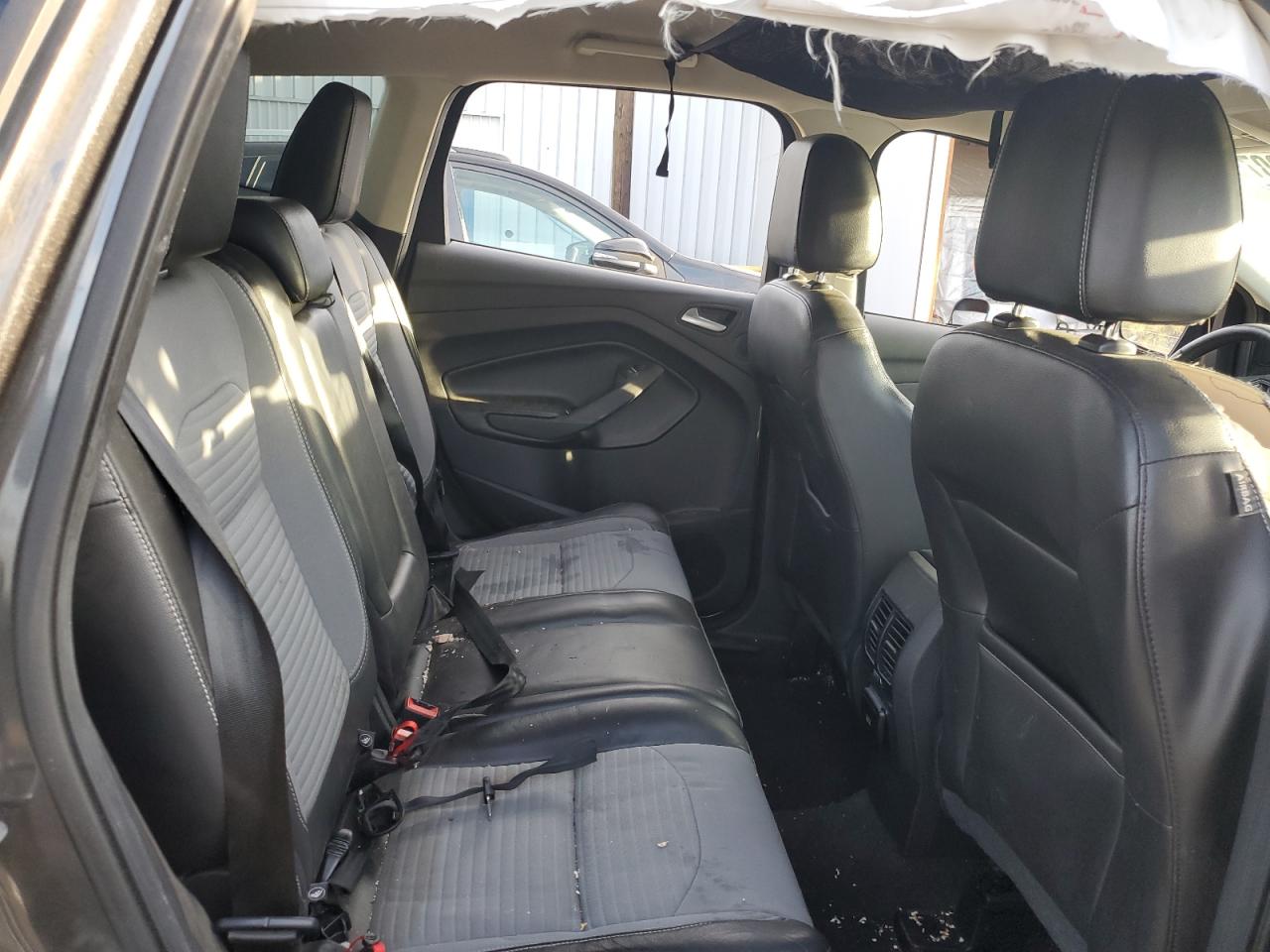 FORD ESCAPE TITANIUM