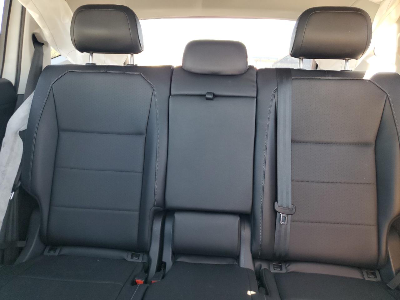 VOLKSWAGEN TIGUAN SE