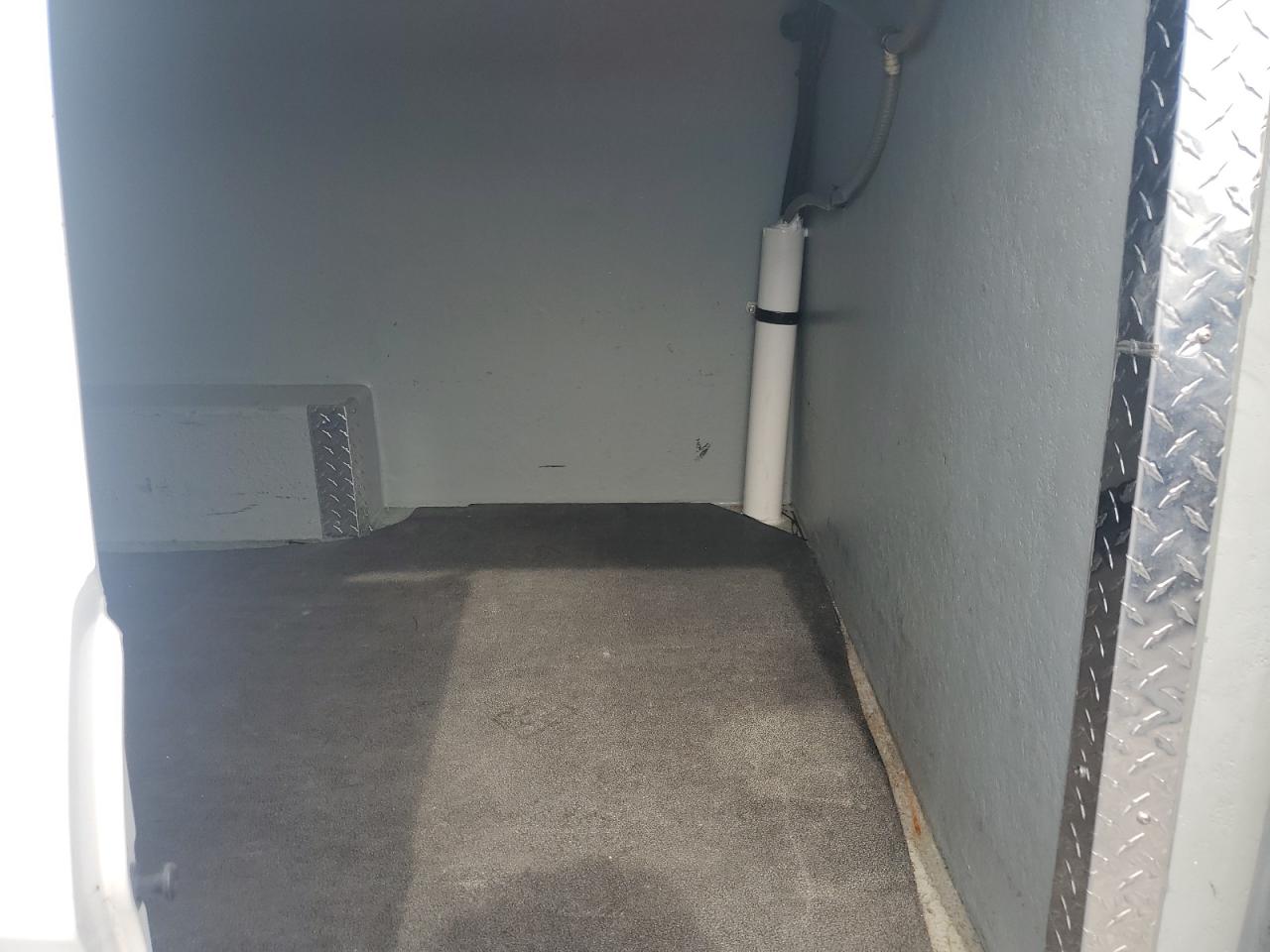 MERCEDES-BENZ METRIS