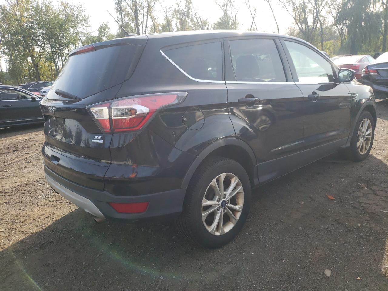 FORD ESCAPE SE