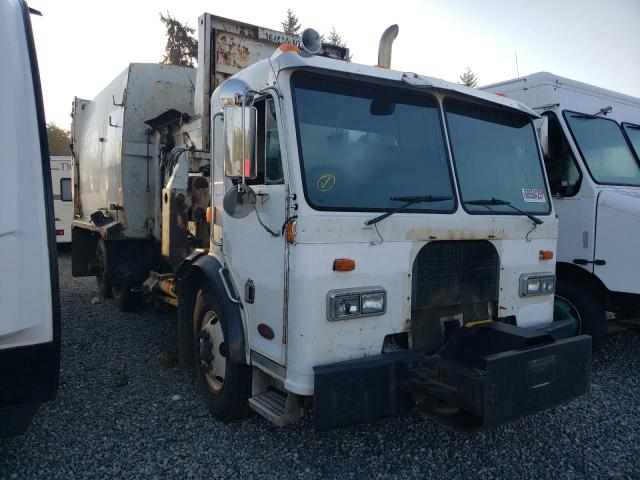 Global Auto Auctions: 2007 PNTW REFUSE TRUCK