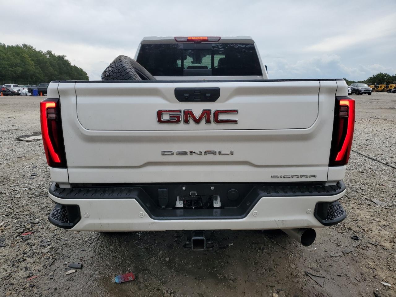 GMC SIERRA K2500 DENALI