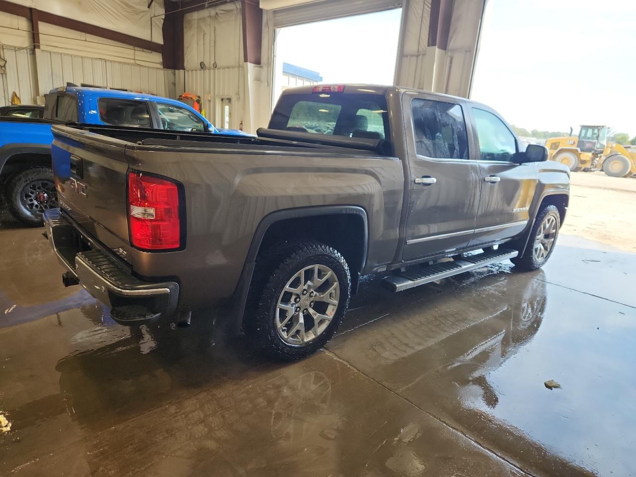 GMC SIERRA K1500 SLT