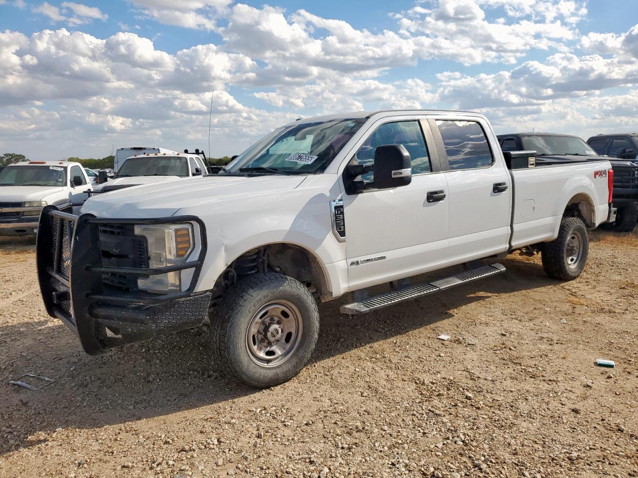 FORD F-350 SUPER DUTY