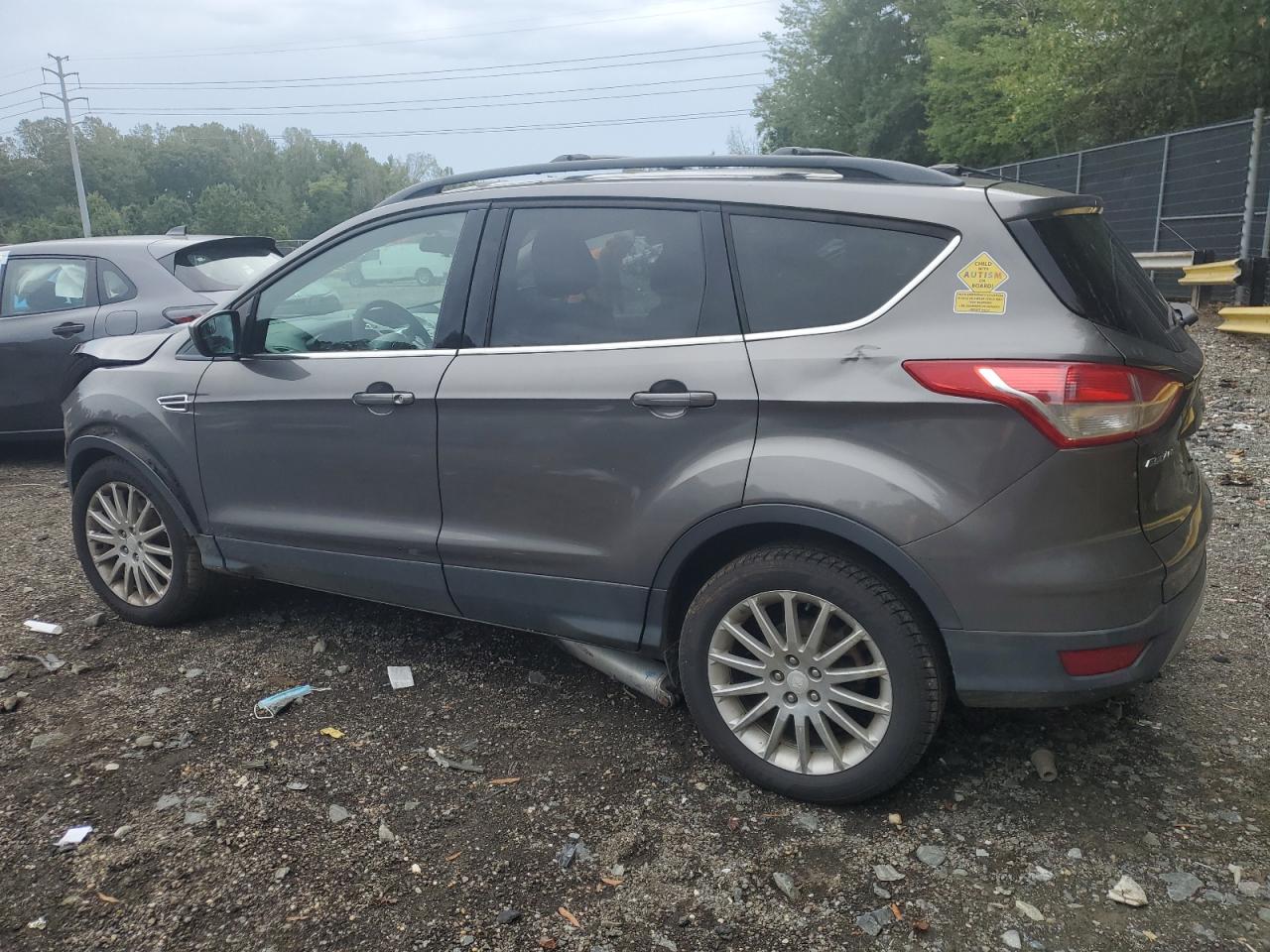 FORD ESCAPE SE