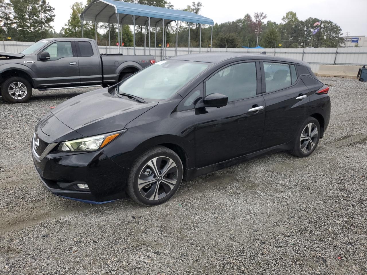  Salvage Nissan LEAF