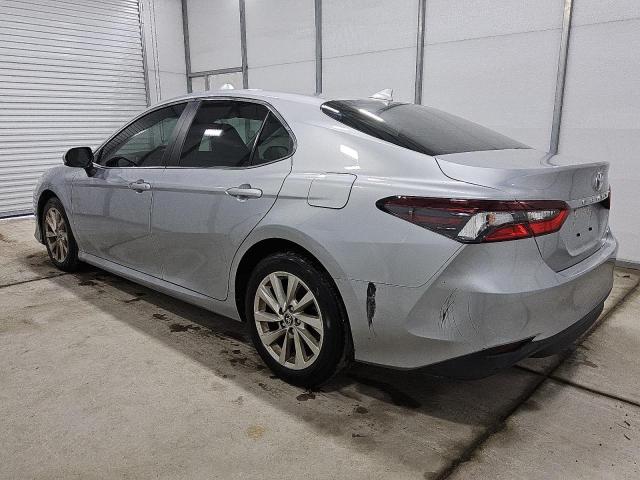 2022 TOYOTA CAMRY LE 4T1C11AK6NU673774