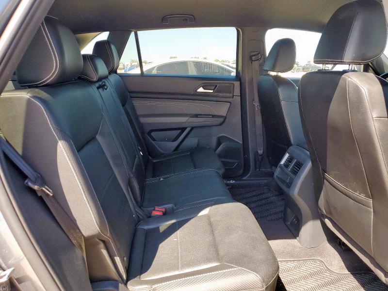 2022 VOLKSWAGEN ATLAS CROSS SPORT SE 1V2HC2CAXNC228683