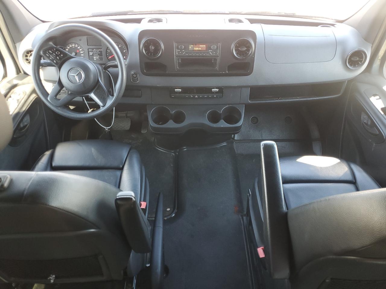 MERCEDES-BENZ SPRINTER 2500/3500