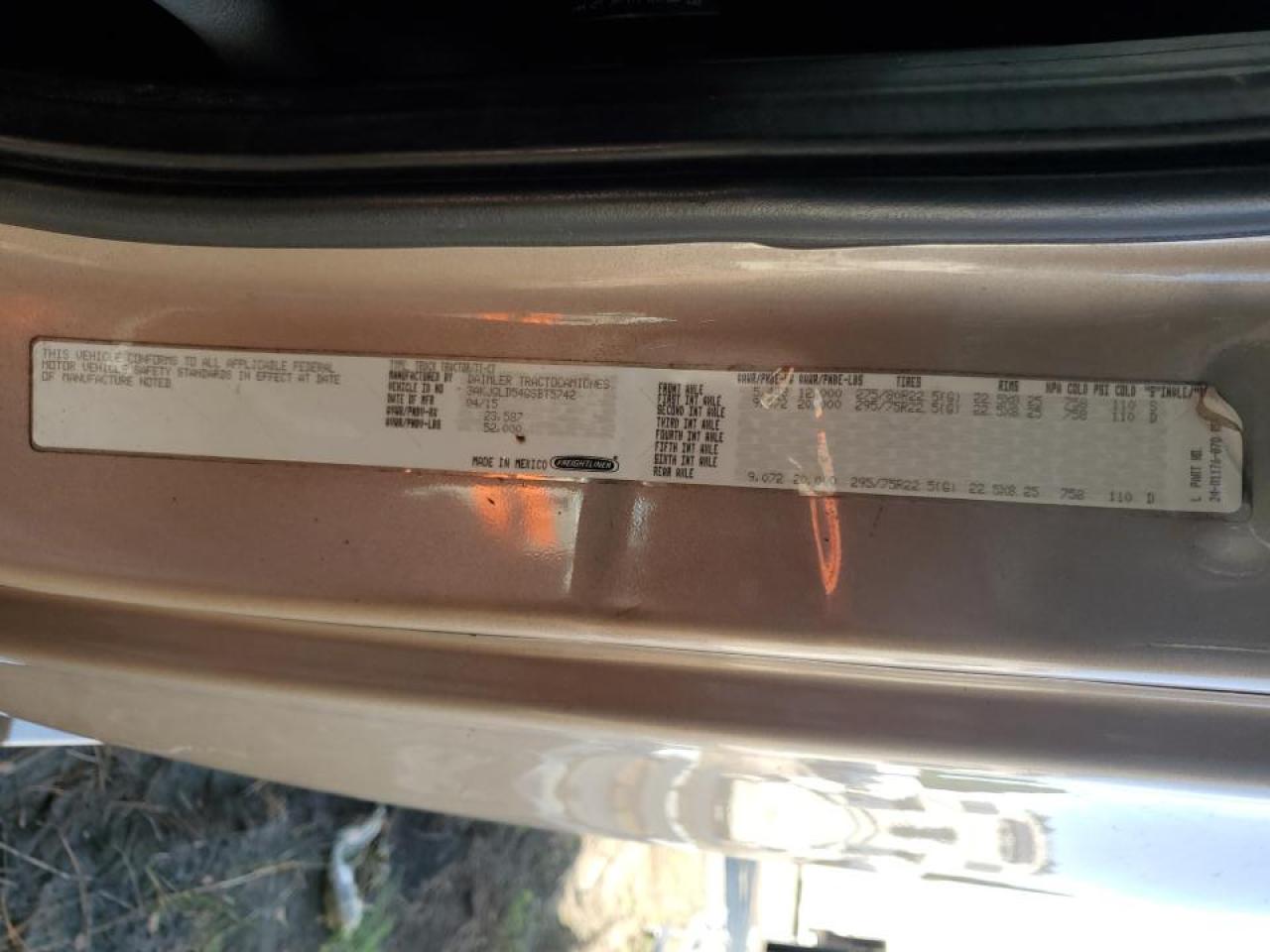 Lot #3284819554 2016 FREIGHTLINER CASCADIA 1