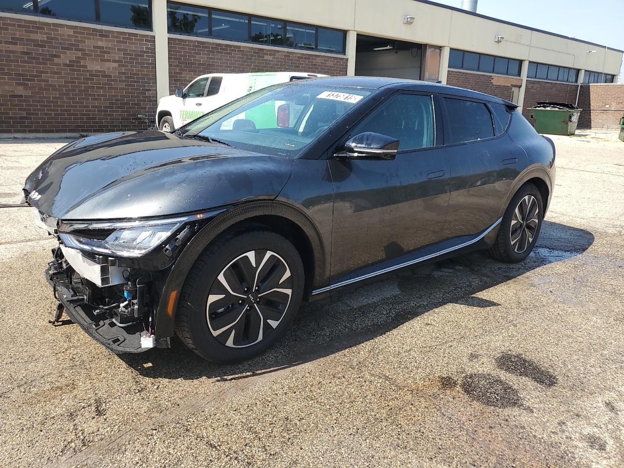 KIA EV6 LIGHT