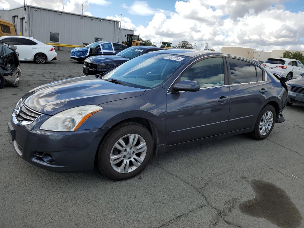 NISSAN ALTIMA BASE