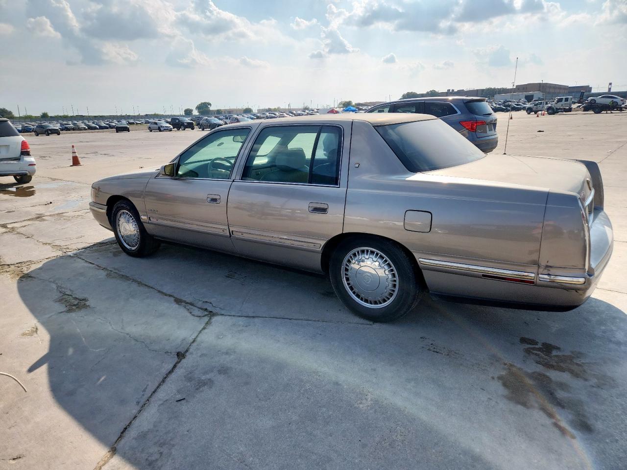 Lot #3303867720 1999 CADILLAC DEVILLE