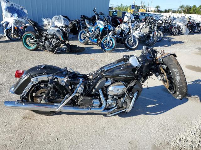 2017 HARLEY-DAVIDSON FLHTK ULTR 1HD1KED12HB687480