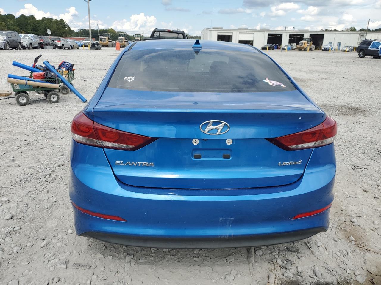 HYUNDAI ELANTRA SE