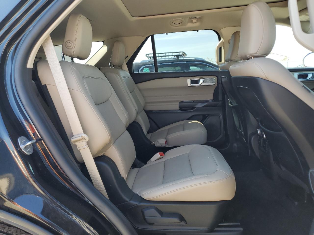 FORD EXPLORER LIMITED