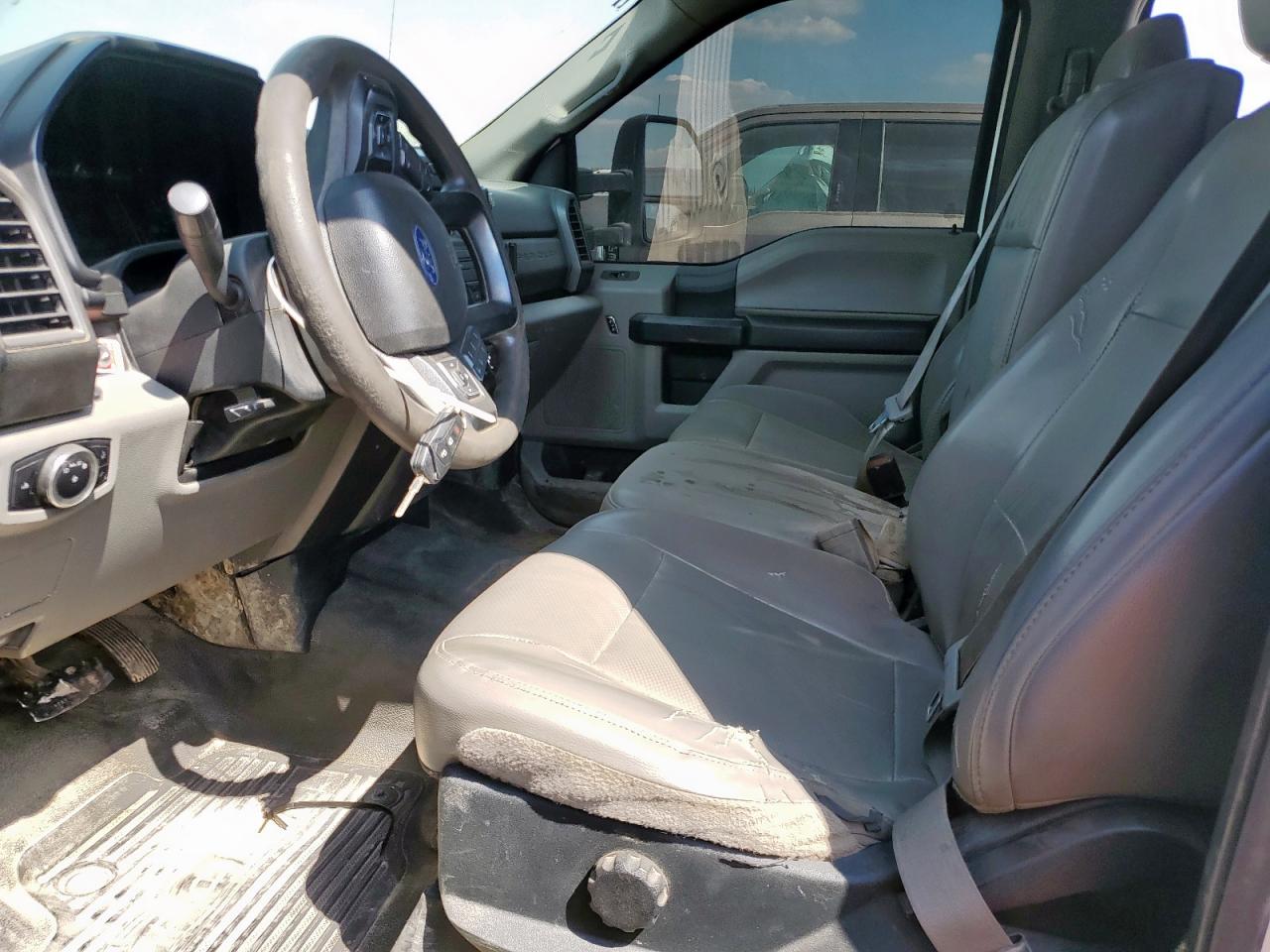 FORD F-450 SUPER DUTY