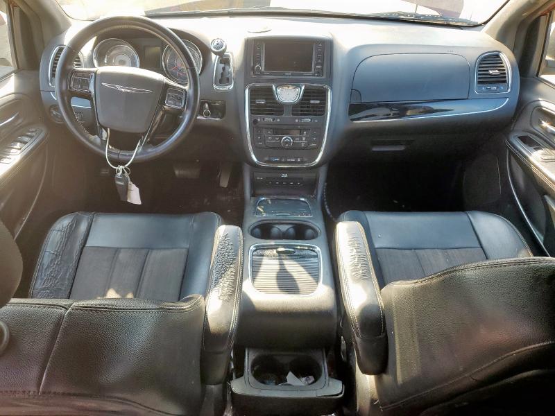 2015 CHRYSLER TOWN & COU - 2C4RC1HG0FR513429