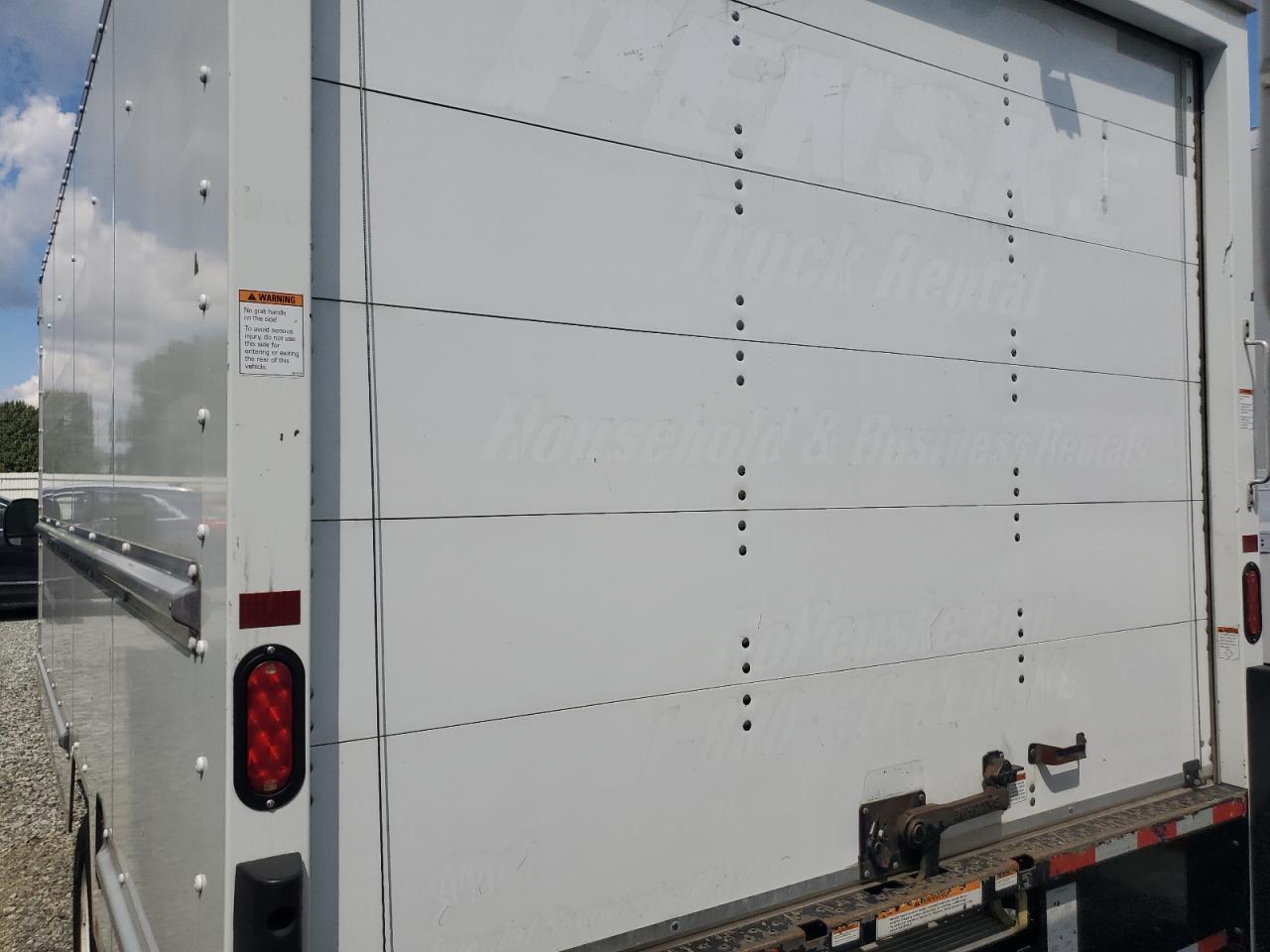 FORD ECONOLINE E350 SUPER DUTY CUTAWAY VAN