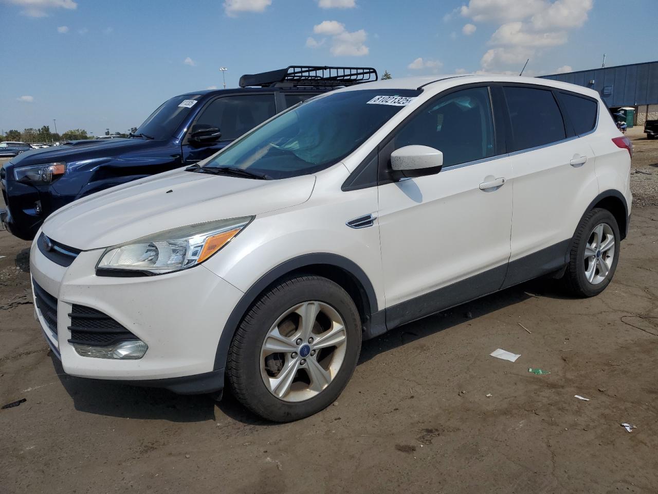 FORD ESCAPE SE