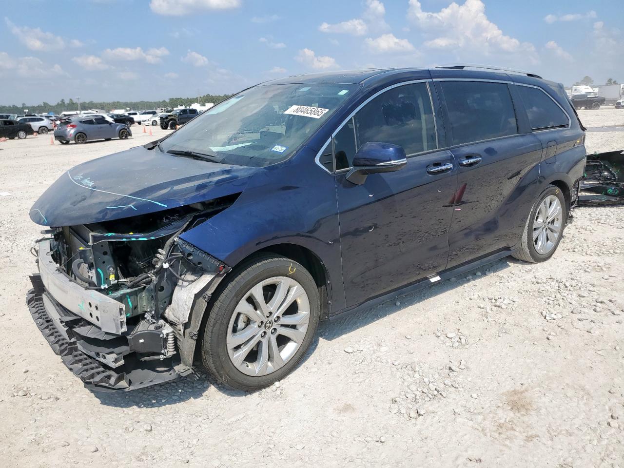 TOYOTA SIENNA LIMITED