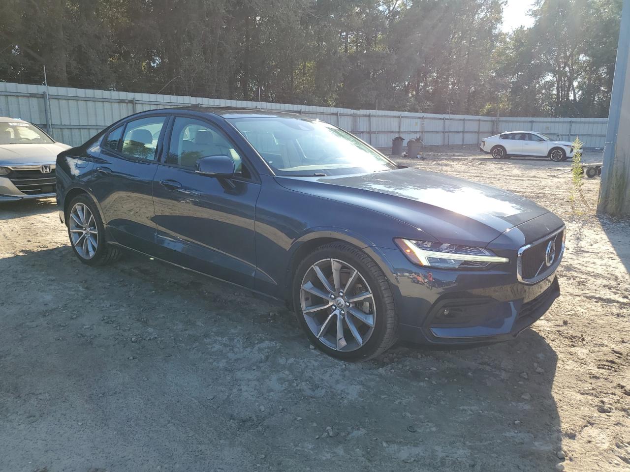 VOLVO S60 T5 MOMENTUM