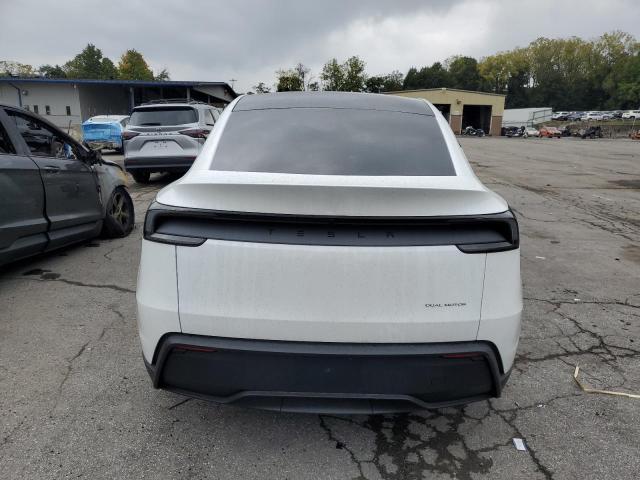 2026 TESLA MODEL Y 7SAYGDEE6TA463504