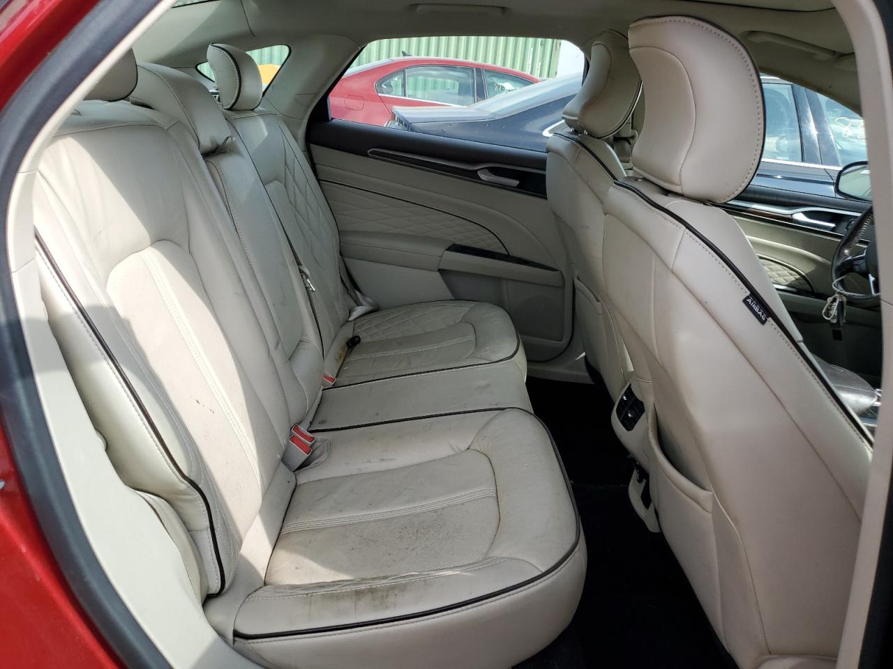 FORD FUSION TITANIUM PHEV